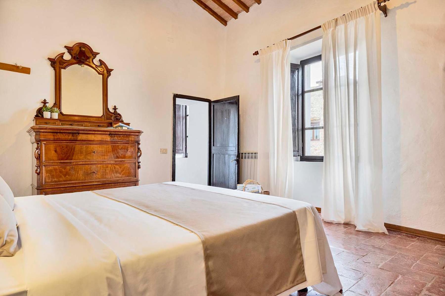 Agriturismo Tenuta Di Mensanello Колле-ди-Валь-д'Эльса Экстерьер фото