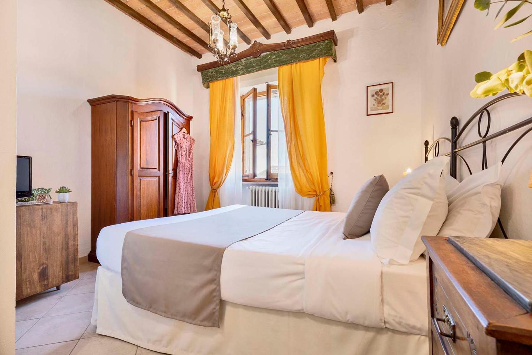 Agriturismo Tenuta Di Mensanello Колле-ди-Валь-д'Эльса Номер фото