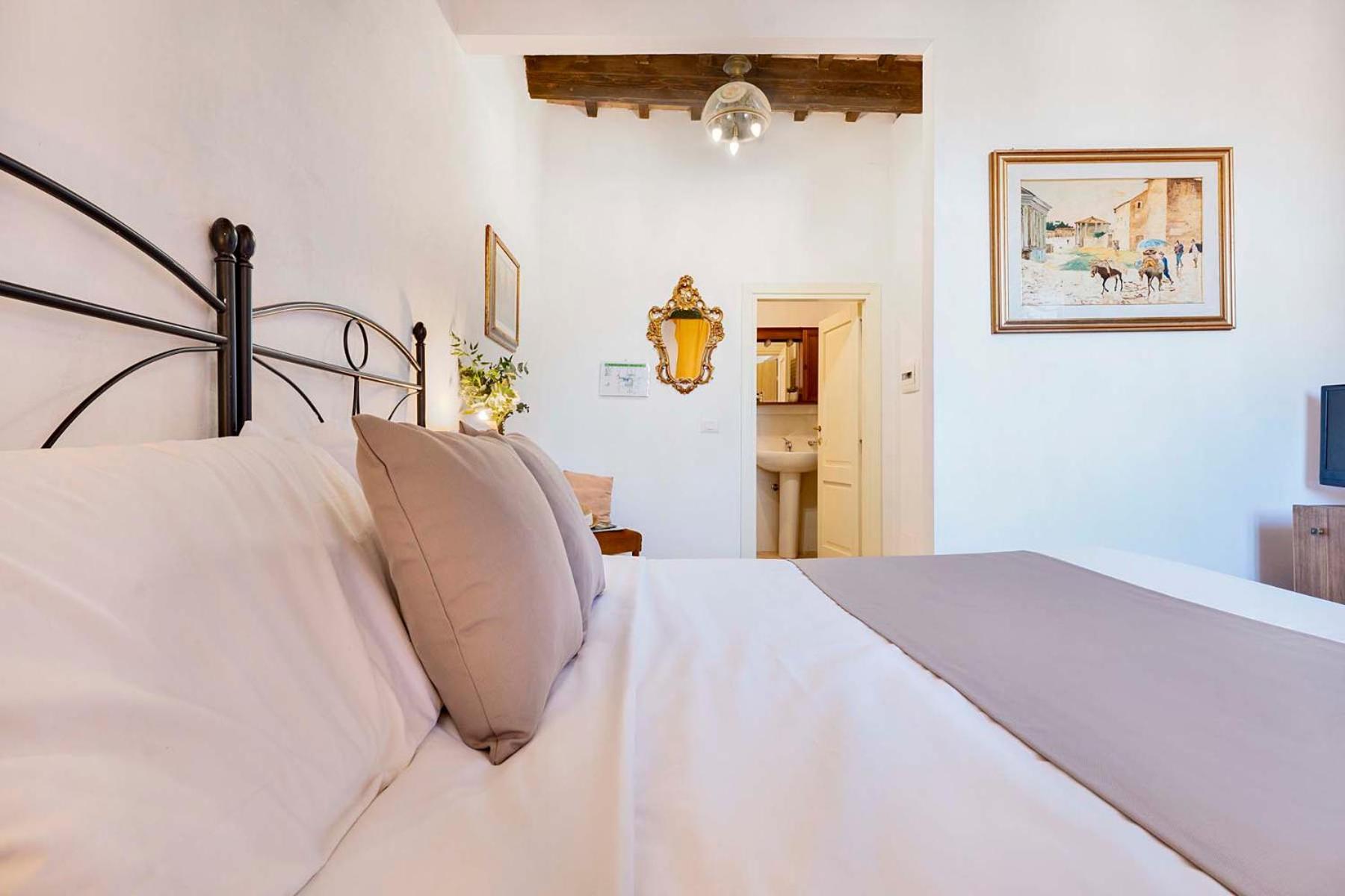 Agriturismo Tenuta Di Mensanello Колле-ди-Валь-д'Эльса Номер фото